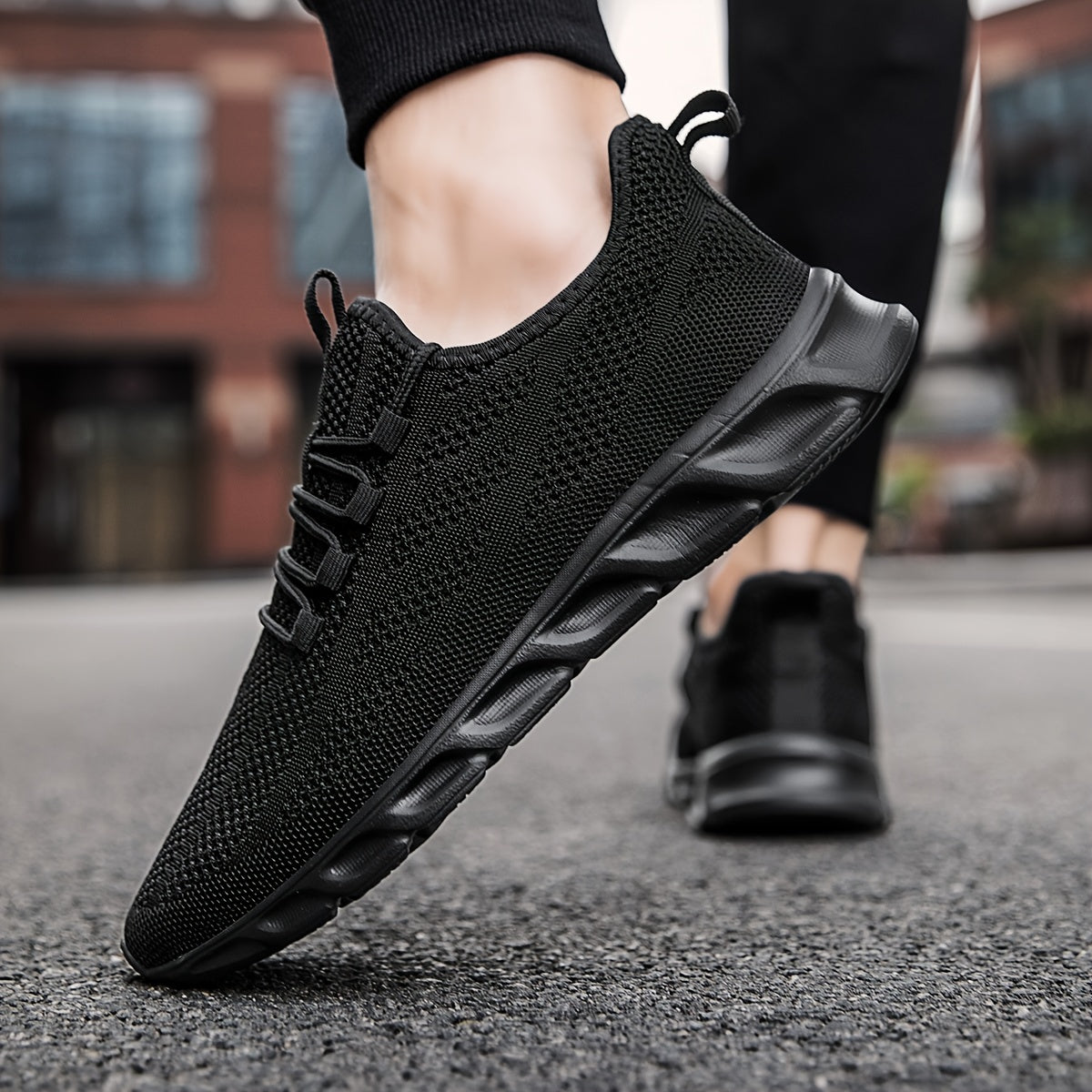 Men's Breathable Blade Running Shoes Lightweight Gym Sneakers