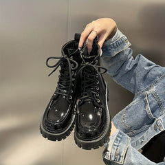 Women's Chunky Heel Combat Boots Lace Up Stylish Platform Boots