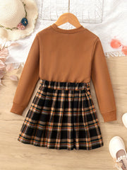 2pcs Letter Plaid Print Top & Skirt Set