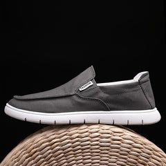 Men Slip on Sneakers Lightweight Comfy Non slip Casual Shoes
