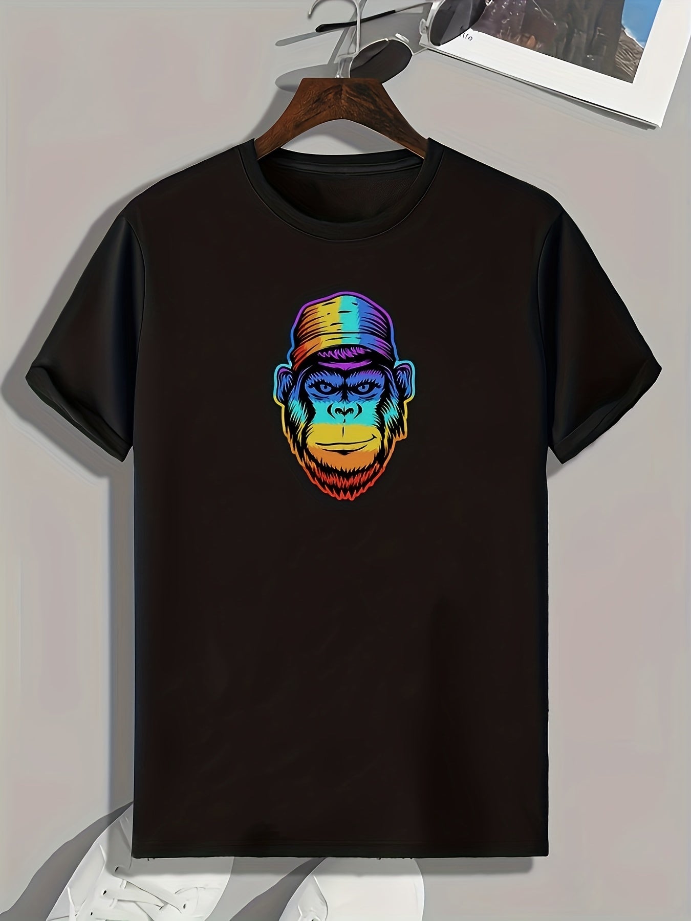 Gradient Chimpanzee Print Men's Tee for Outdoor Summer