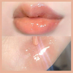 Hydrating Lip Plumping Balm with Water Light Glow