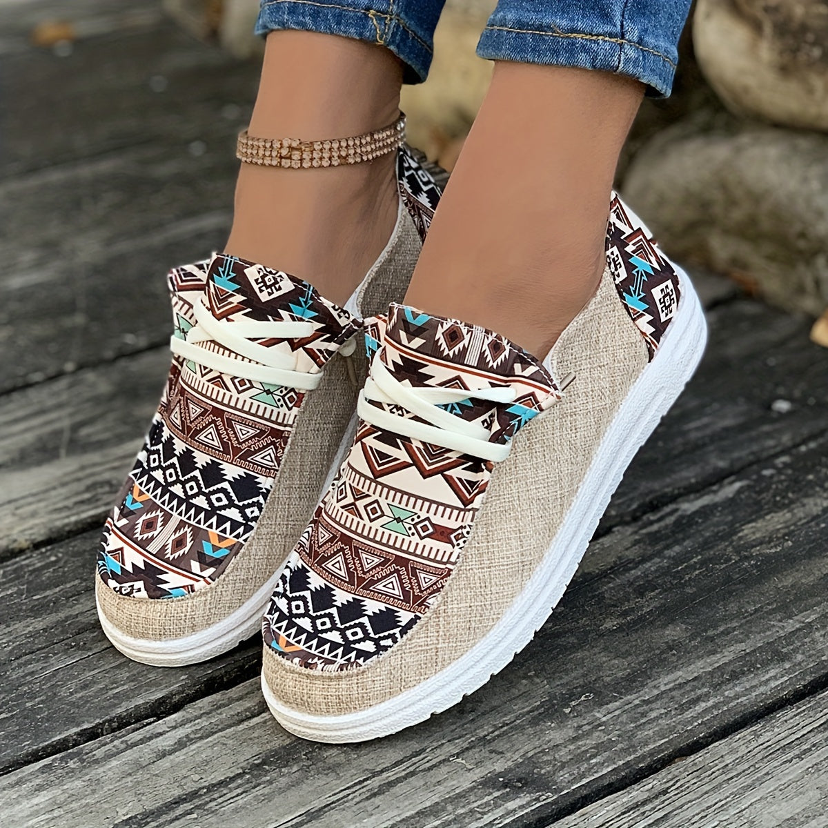 Geometric Print Flat Shoes Retro Slip On Casual Lightweight Soft Walking Shoes