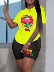 Women's Plus Graphic Print Top & Shorts Outfit Set