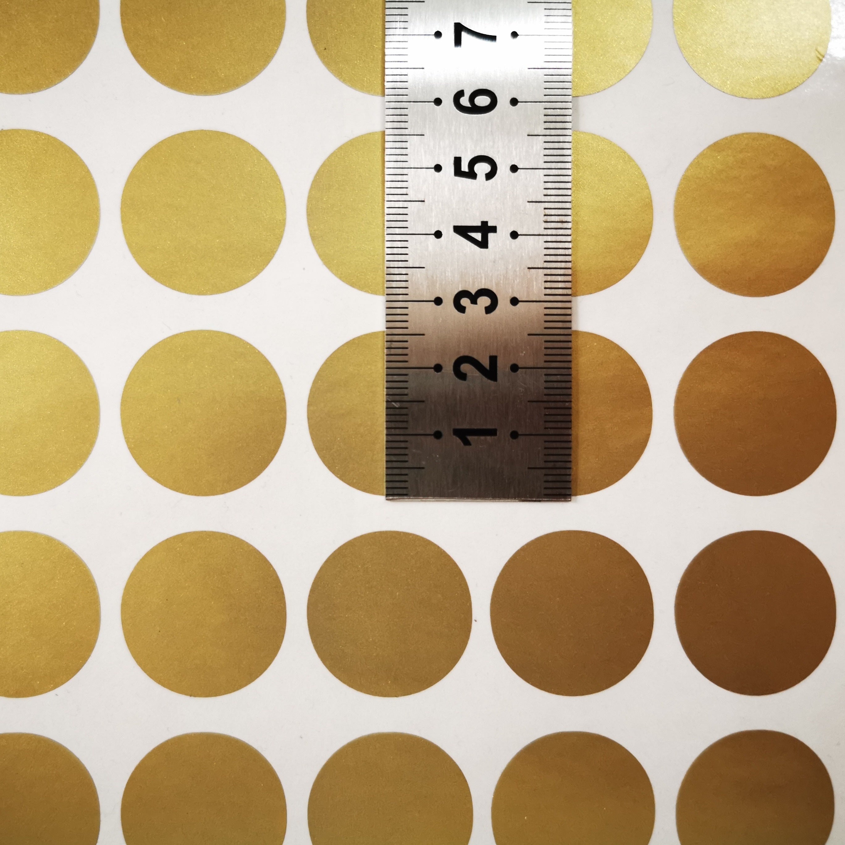 150pcs Round Golden Self-adhesive Scraping Label Stickers for Promotional Events