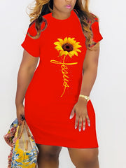 Women's Plus Sunflower & Letter Print Short Sleeve Round Neck Dress