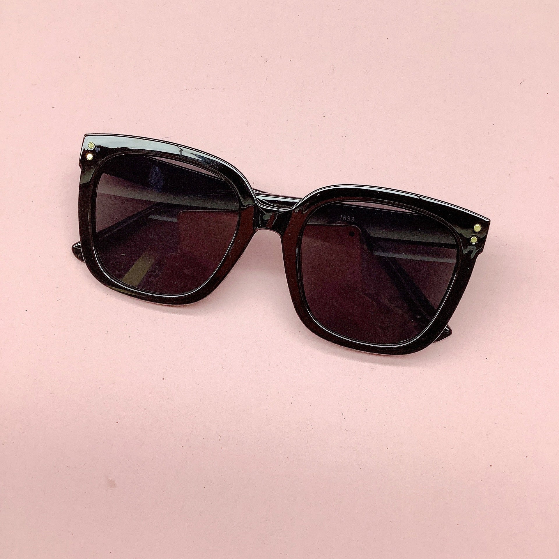 Girl's Large Frame UV Resistant Sunglasses