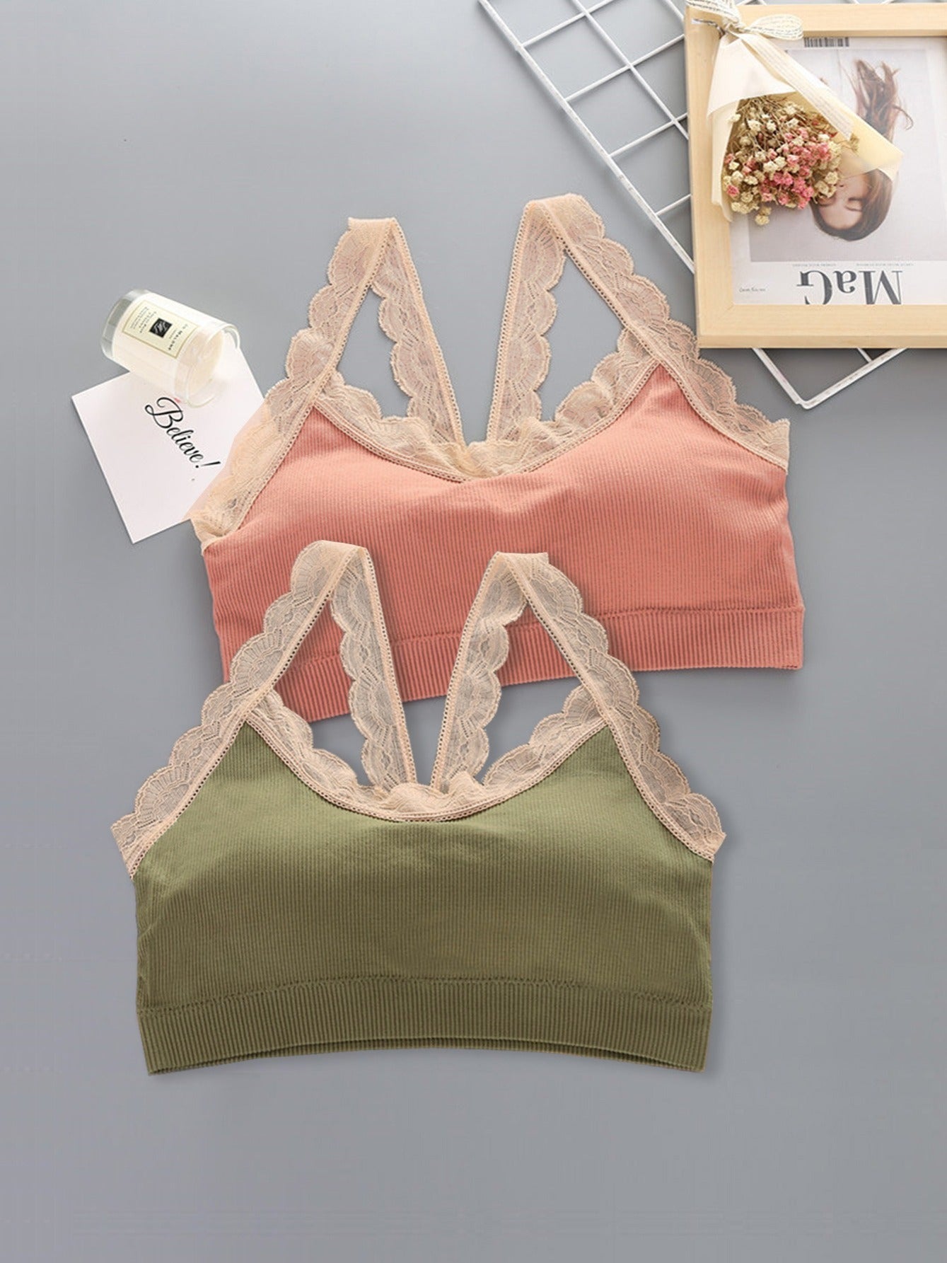 Lace Band Sports Bra Solid Color