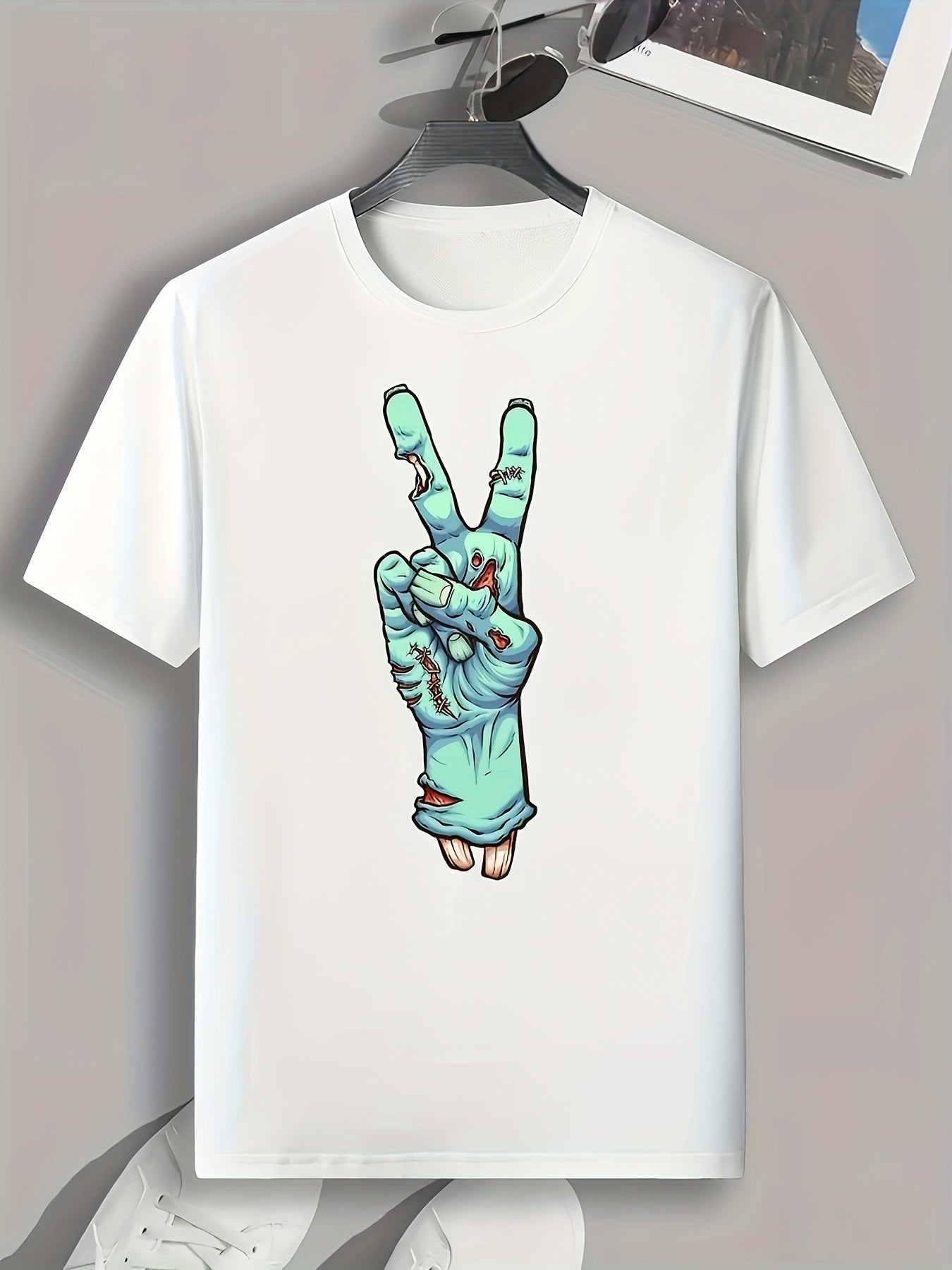 Injured Hand Print Men's Graphic T-shirt