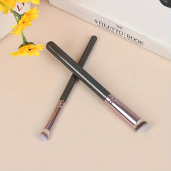 1pc Concealer Brush Soft Makeup Brush Makeup Tool