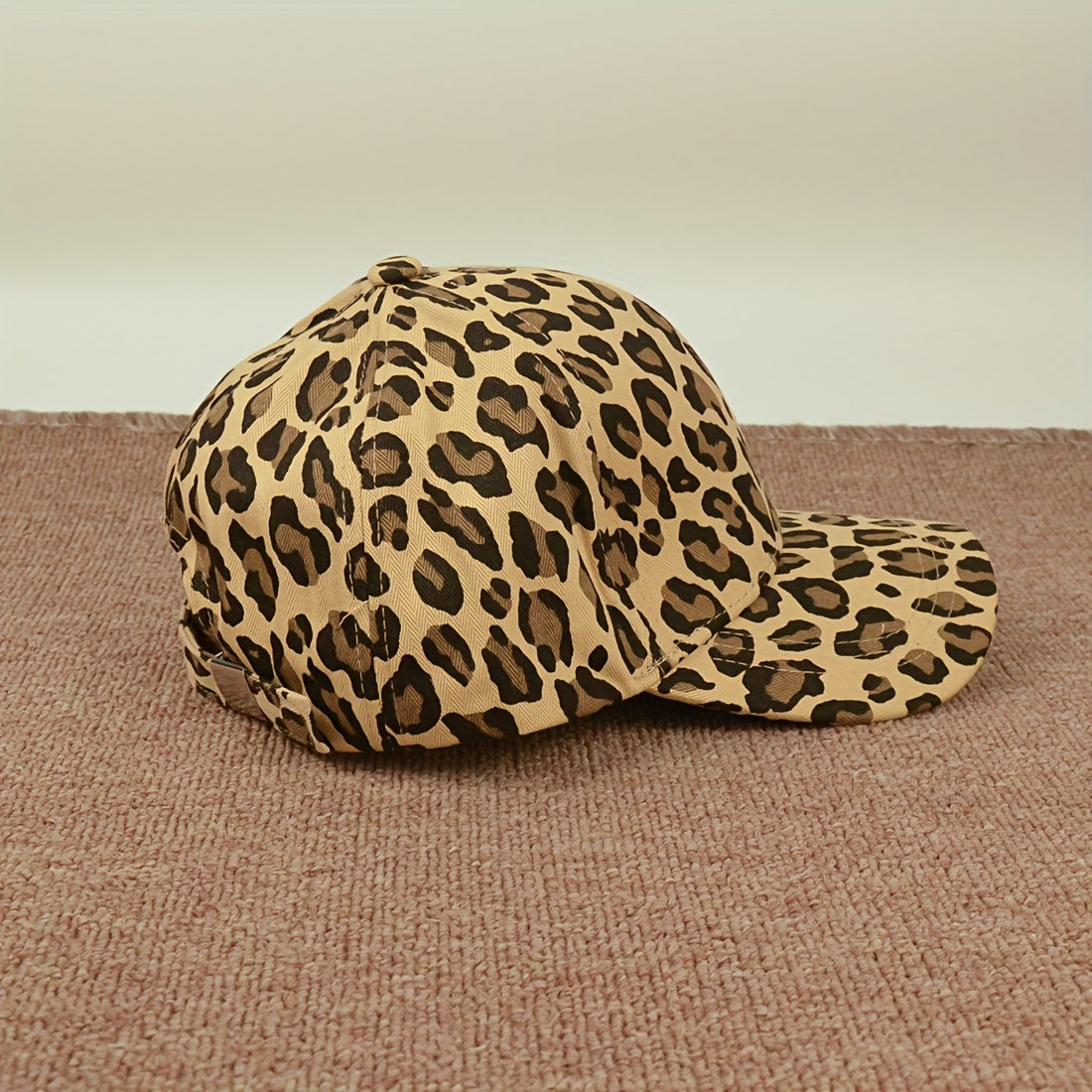 Adjustable Cotton Leopard Style Mens Peaked Cap for Outdoor Activities