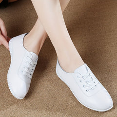 Women's Solid Flat Shoes Lightweight Low Top Lace Up Shoes