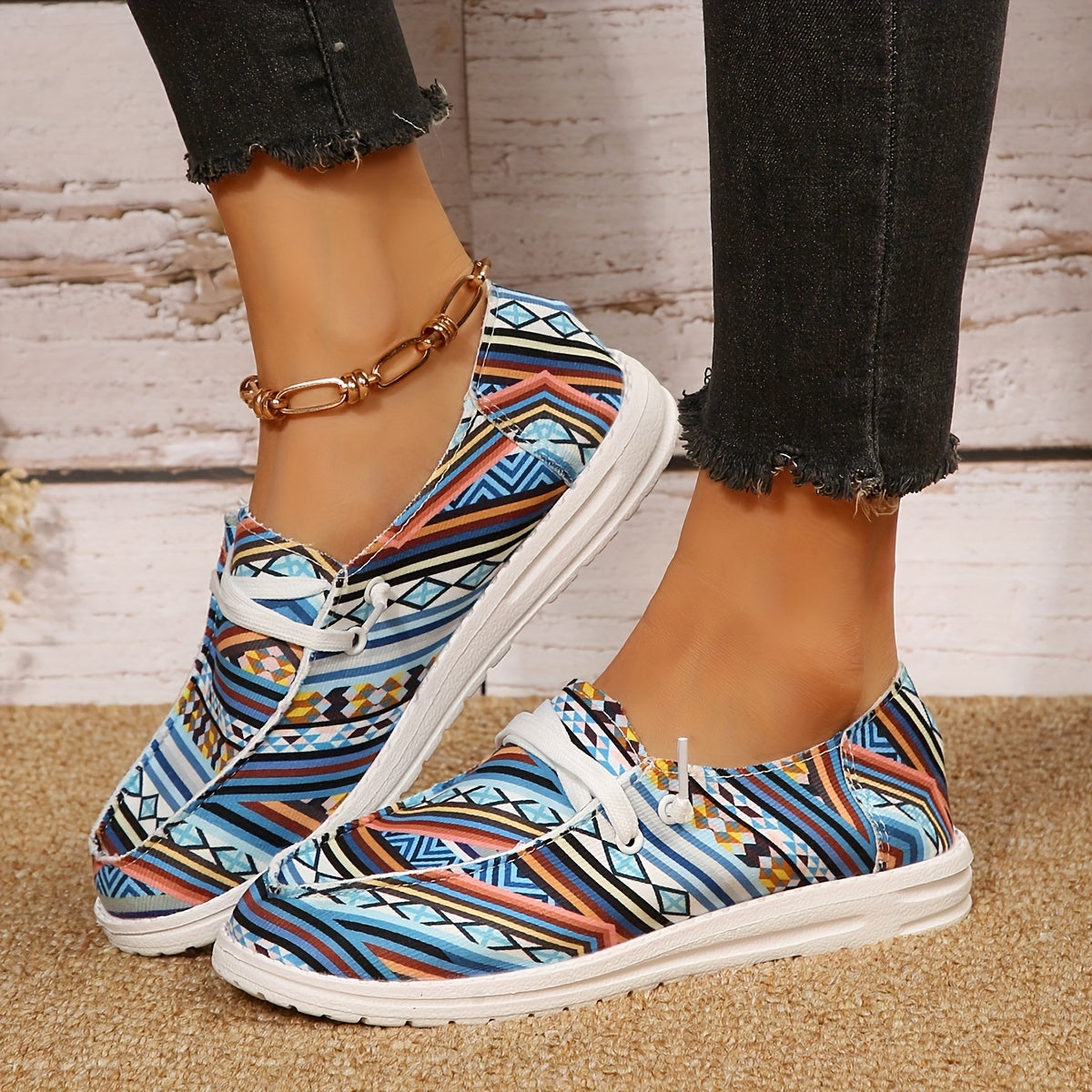 Women's Geometric Pattern Canvas Slip-On Shoes Lightweight Comfortable