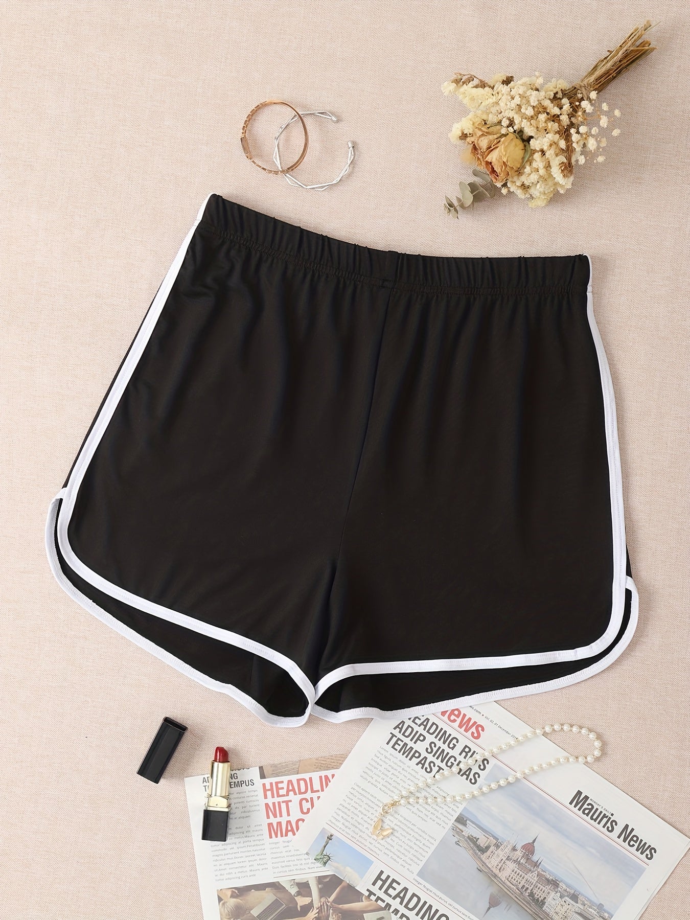 Contrast Trim Elastic Waist Shorts for Women
