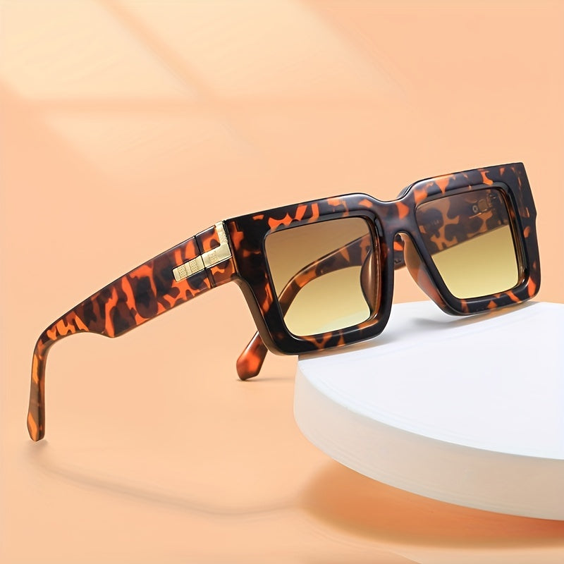 Men's UV Resistant Retro Sunglasses for Outdoor Parties