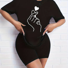 2pcs Heart Graphic T-shirts & Solid Shorts Summer Sports Set