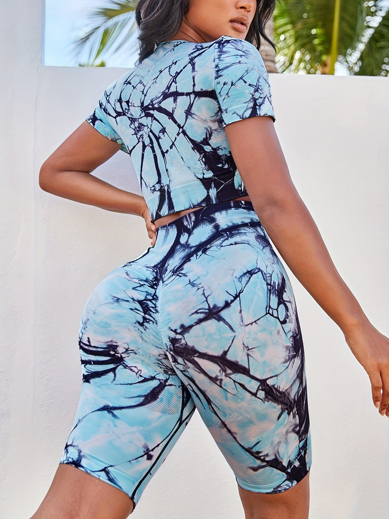2pcs Tie Dye Sports Suits Short Sleeve Workout Top & High Stretch Shorts