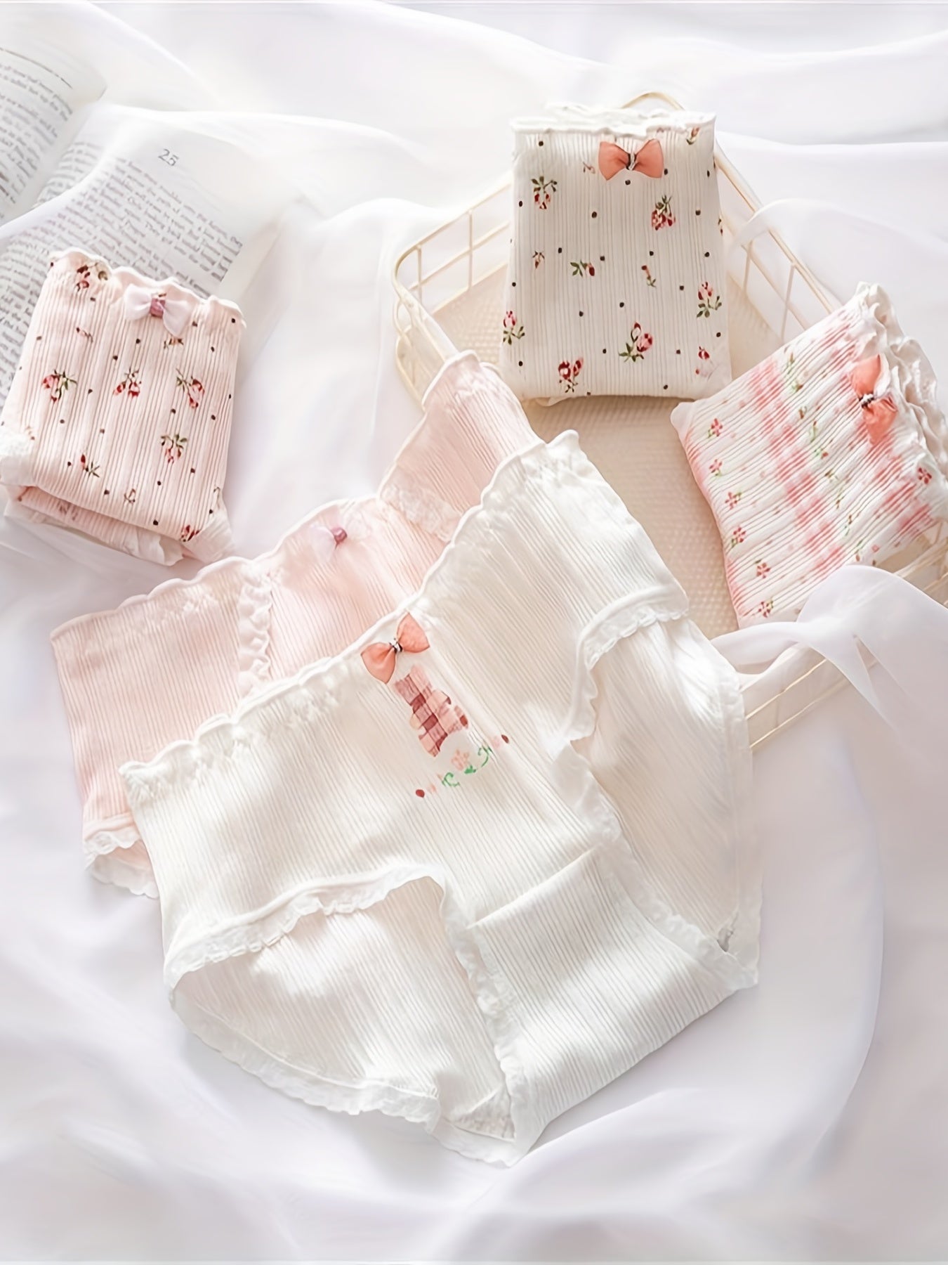 4pcs Girls Triangle Panties Floral Print Lace Elastic Waist Soft Comfort