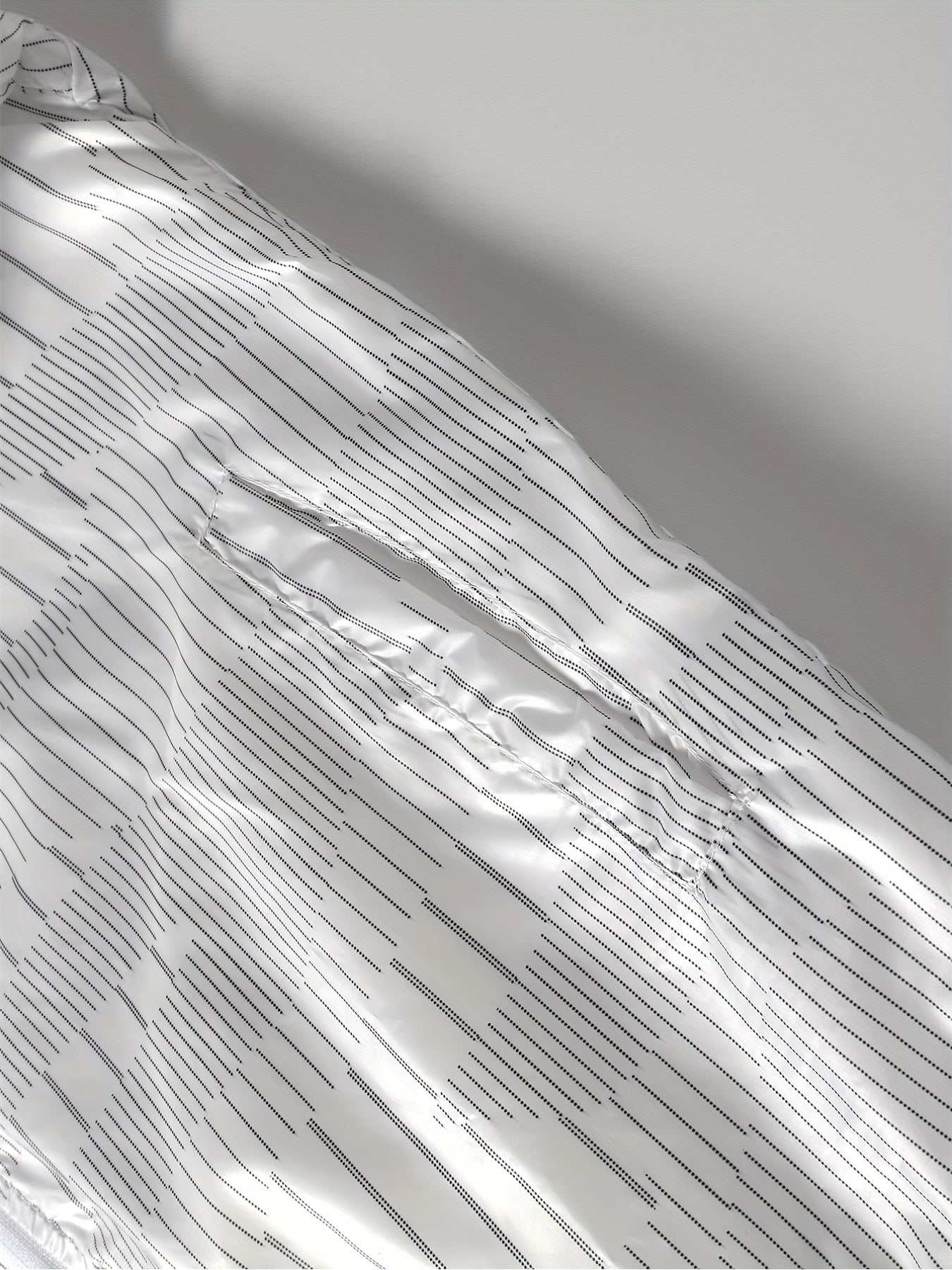 Men's Breathable Sunscreen Windbreaker Hooded Jacket