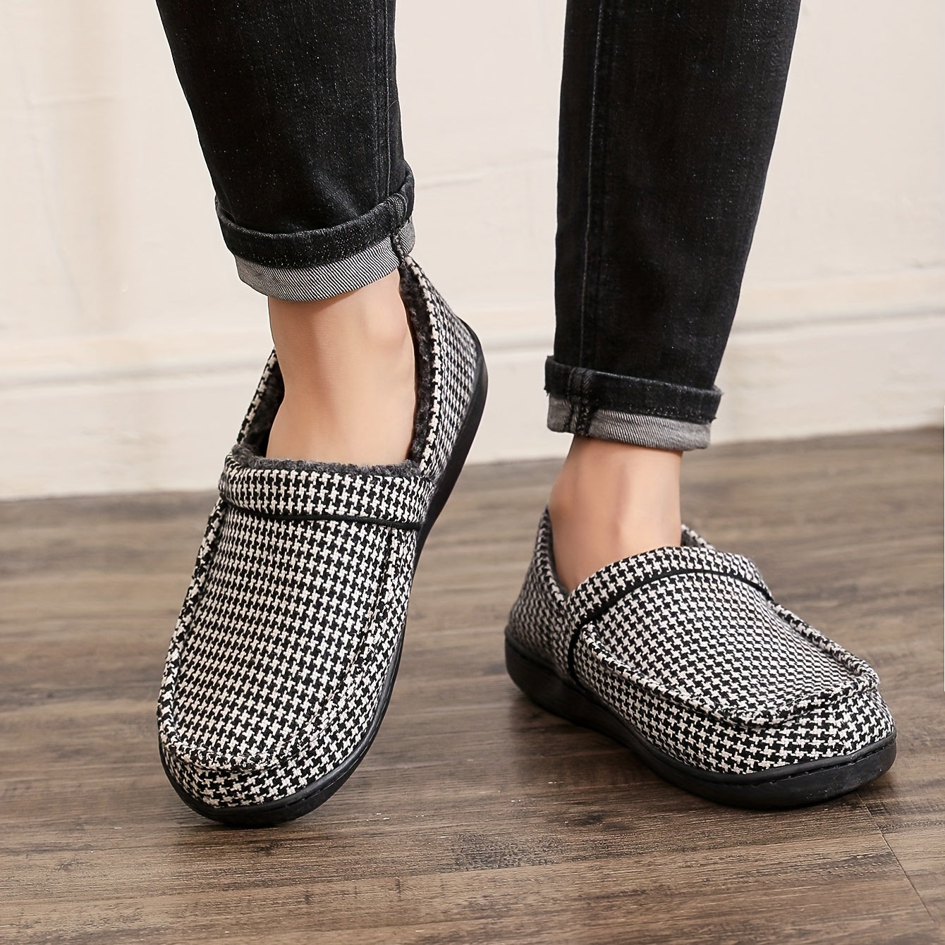 Men's Cozy Anti-Skid House Slippers with Fuzzy Lining
