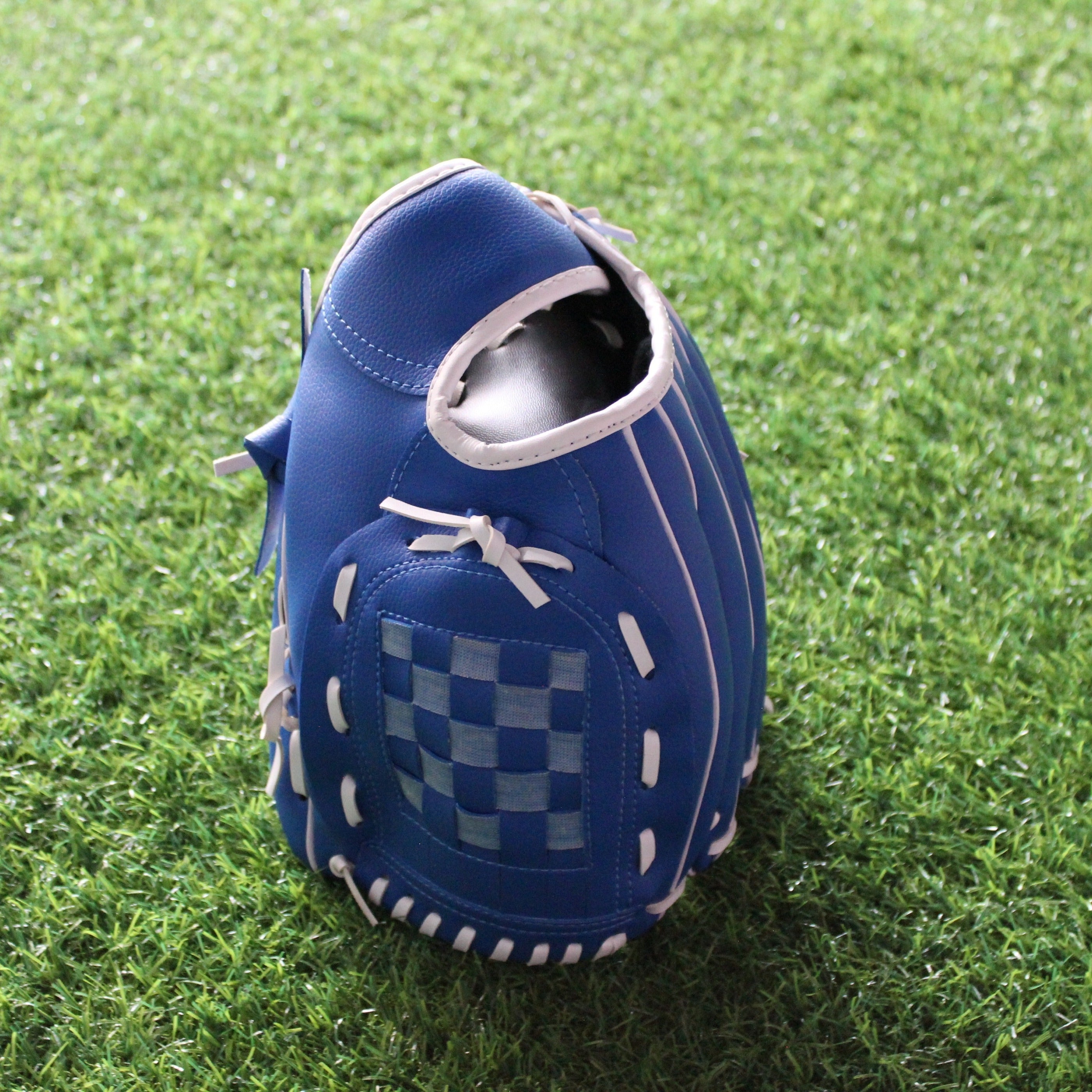 Baseball and Softball Gloves for Adults and Juniors - Enhanced Grip and Comfort