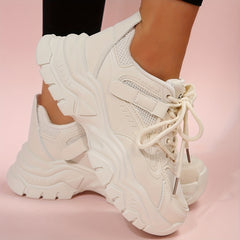 Women's Solid Platform Sneakers Lace Up Low Round Toe Heightening Running Shoes