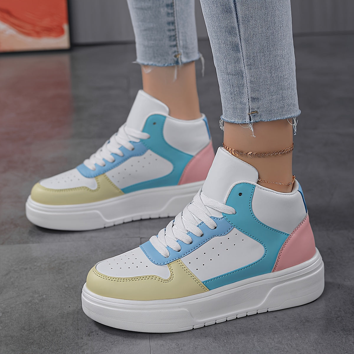 Women's Chunky Faux Leather Sneakers with Heighten Lightweight Design