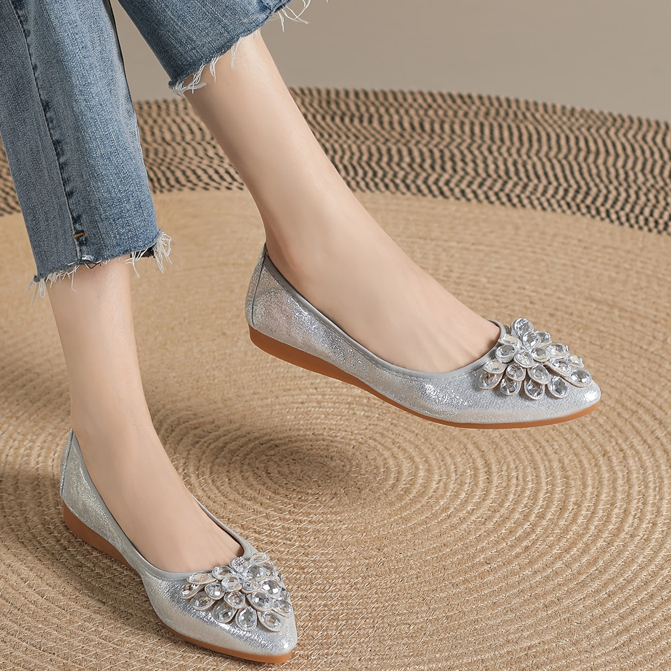 Rhinestone Decor Ballet Flats Pointed Toe Slip On Shoes