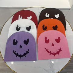 Funny Expression Windproof Knit Beanie Hat With Pirate Skull Print
