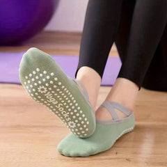 Non-slip Yoga Socks with Silicone Bottom Grips, Straps for Pilates Ballet Dance