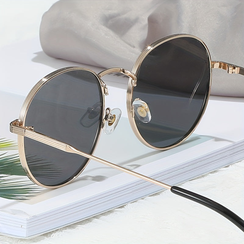 Men's UV Protection Sunglasses for Travel with Case