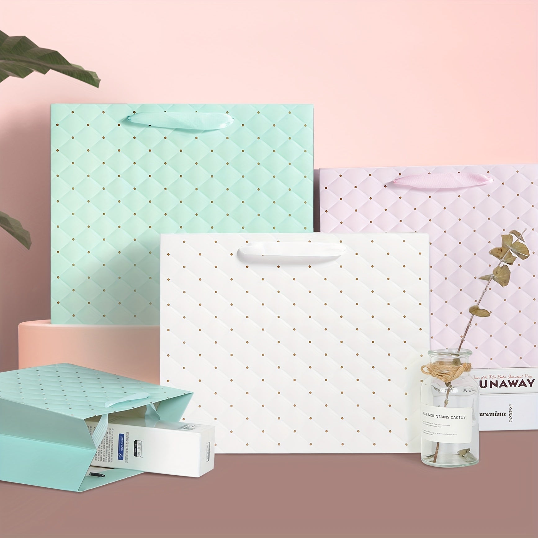 4pcs Gift Packaging Bag With Hand - Perfect for Special Occasions