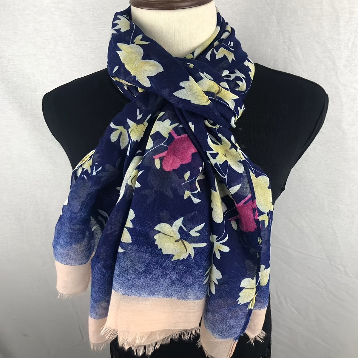 Classic Print Scarf Romantic Vintage Comfortable Smooth Scarf