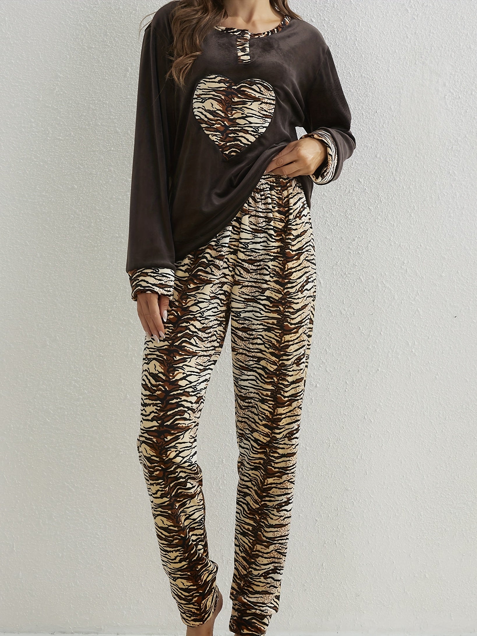 Heart Leopard Pajama Set Long Sleeve Crew Neck Top & Elastic Waistband Pants