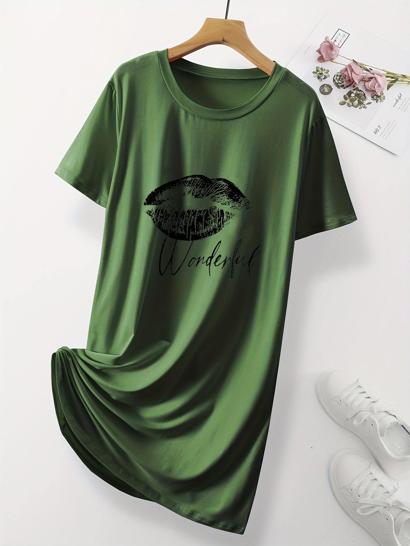 Lips & Letter Print Nightdress Middle Sleeve