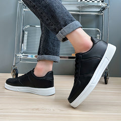 Waterproof Outdoor Sneakers Lightweight Sports Shoes Low Top Lace Up