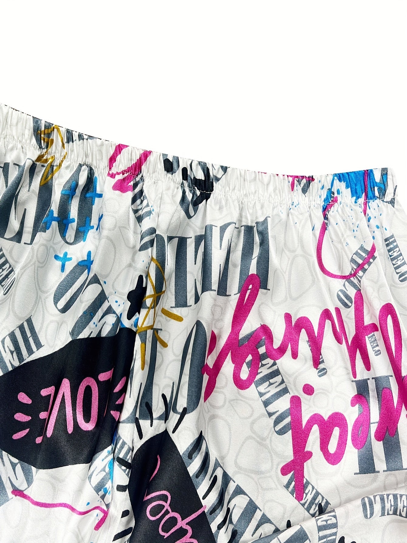 Women's Graffiti Print Satin Pajama Set