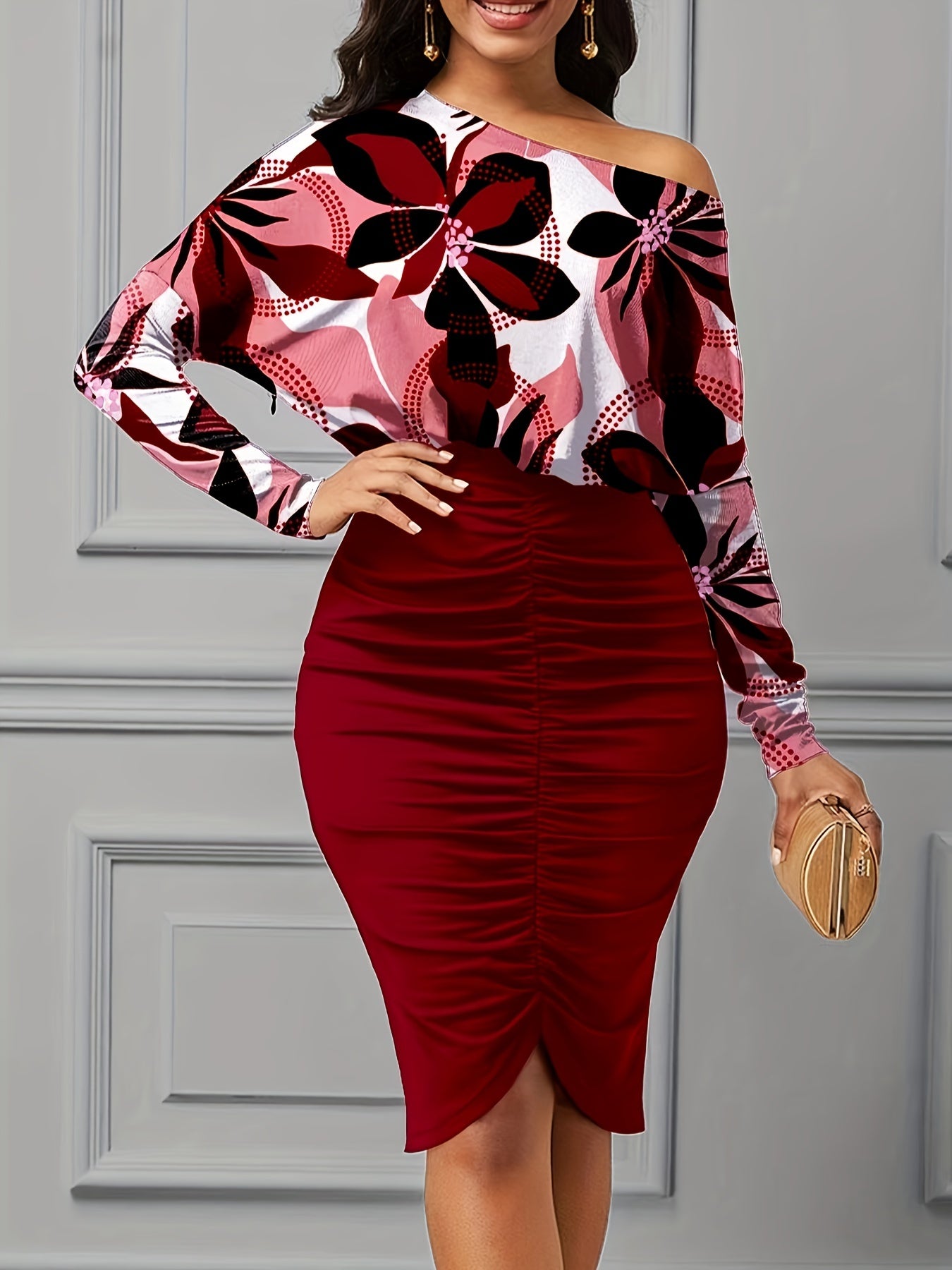 Floral Print Slanted Shoulder Top & Ruched Bag Hip Skirt Set