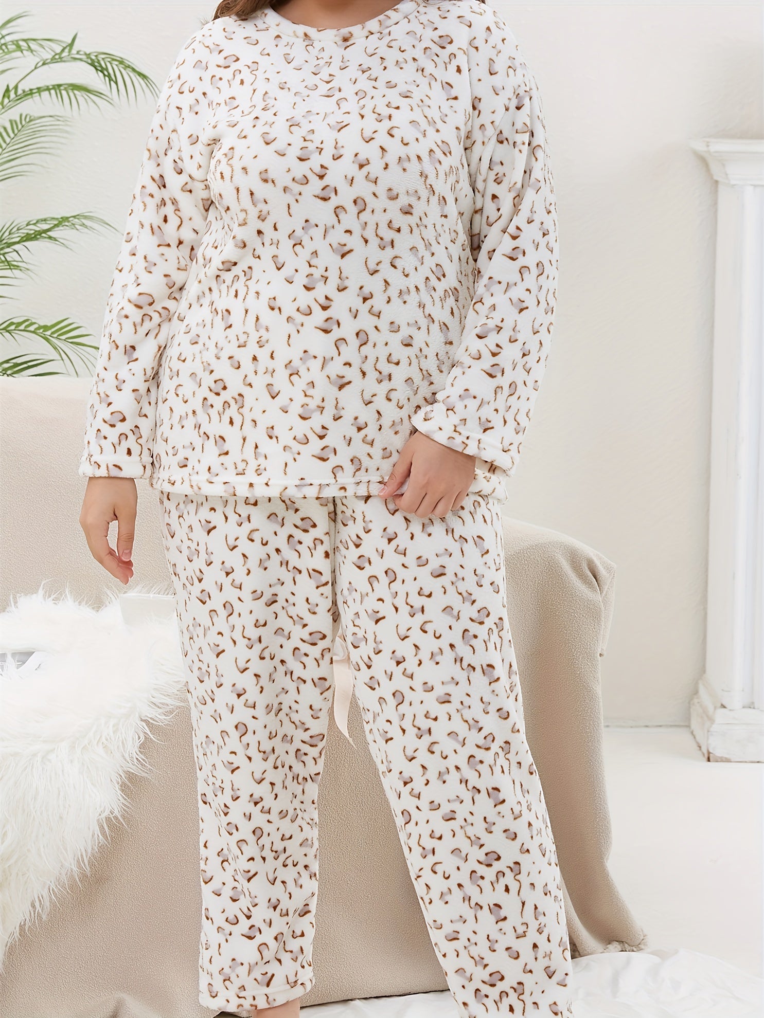 Leopard Print Flannel Pajama Set for Women