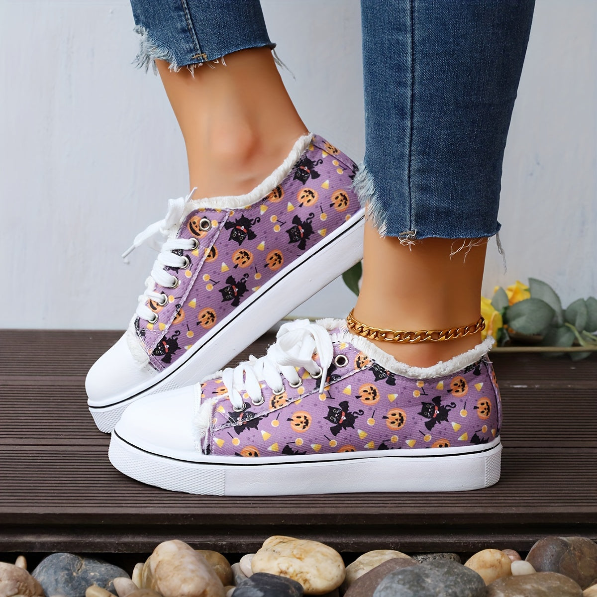 Women's Halloween Print Sneakers Low Top Flat Shoes