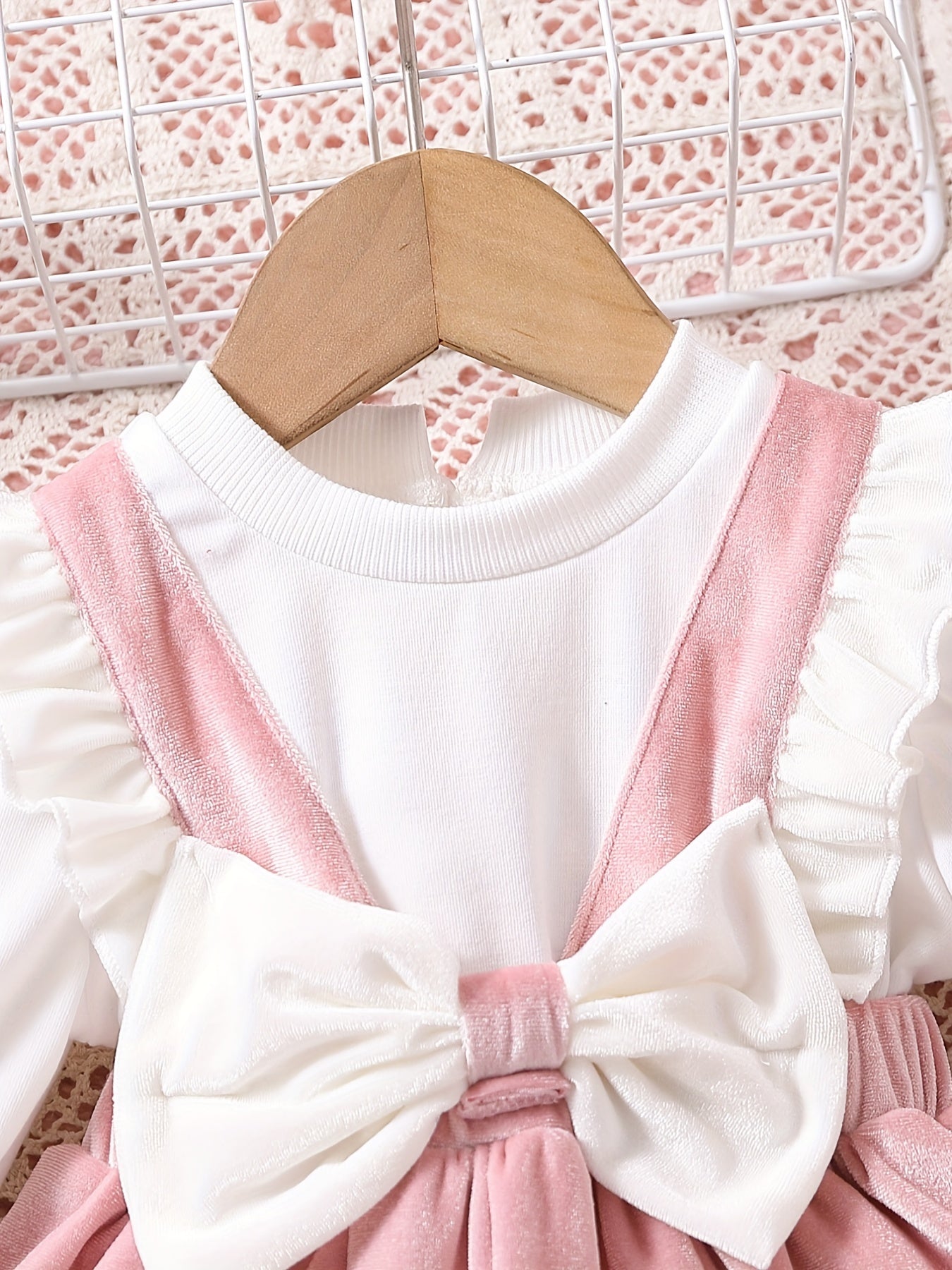 Sweet & Baby Girls Princess Dress Long Sleeve Top Velvet Skirt With Big Bow Back