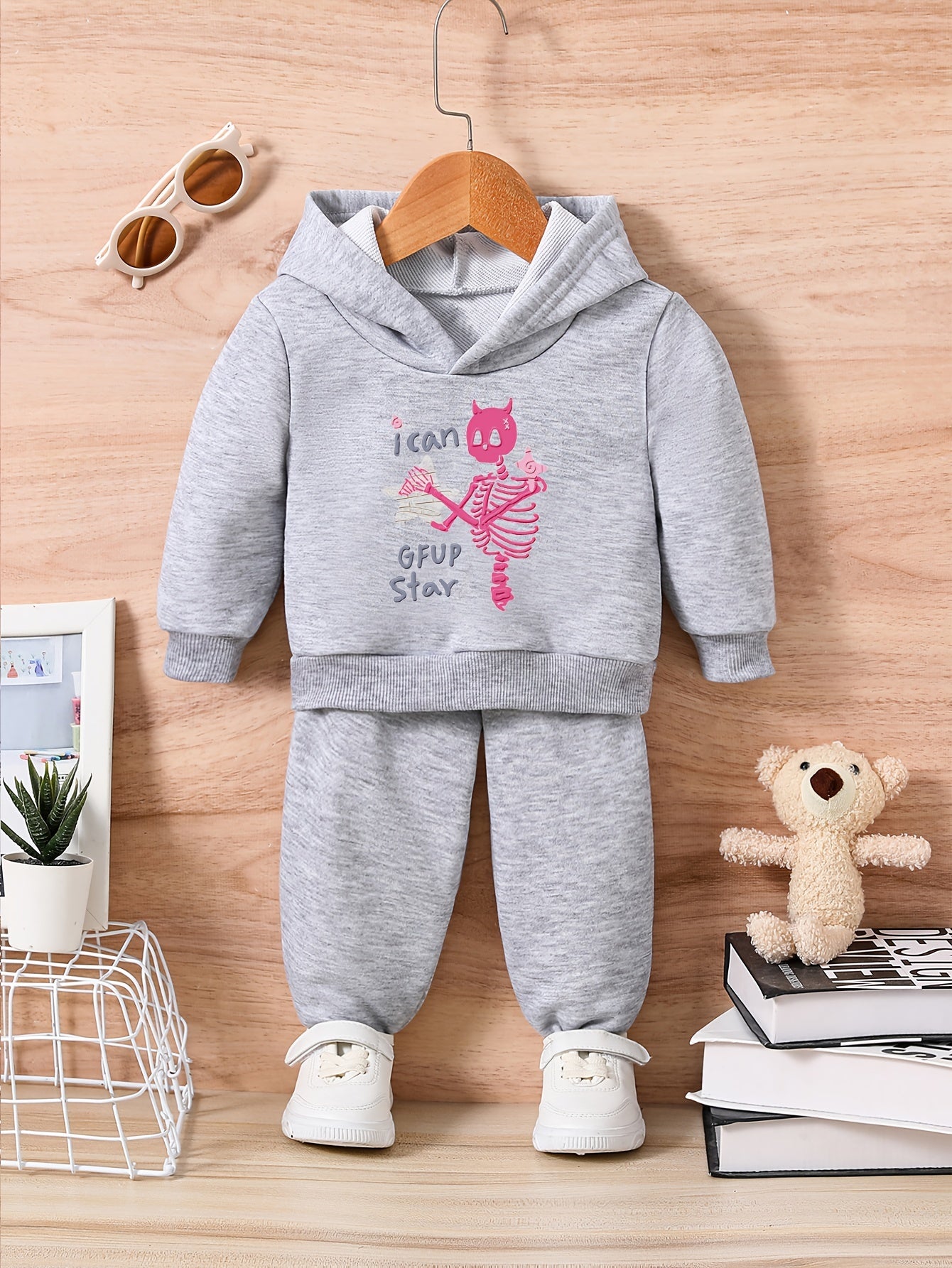 Kids Skull Letter Print Long Sleeve Top Jogger Sweatpants Set