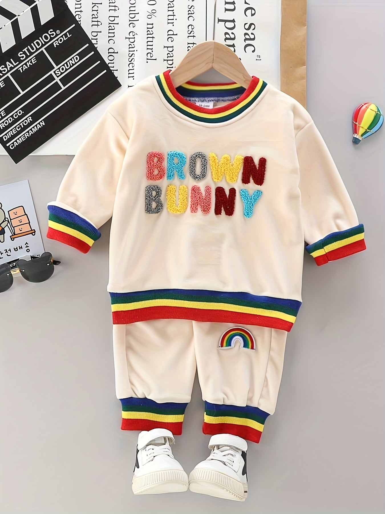 Colorful Letter Print Boys Sweatshirt & Sweatpants Set