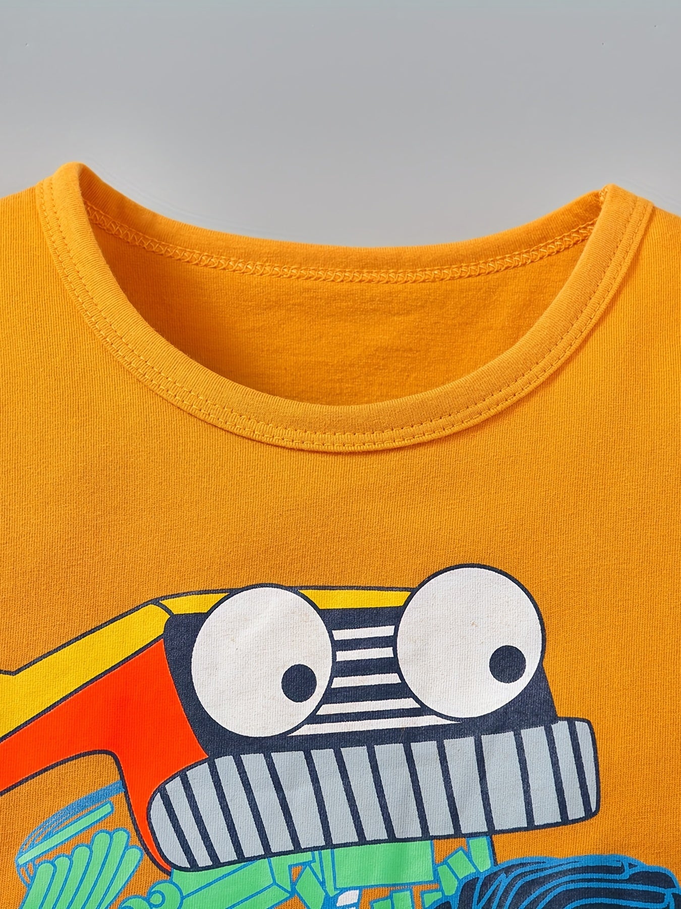 Boys Off-road Vehicle Print Outfit Round Neck T-shirt & Shorts