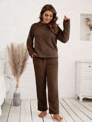 Plush Pajama Set Long Sleeve Crew Neck Top & Pants