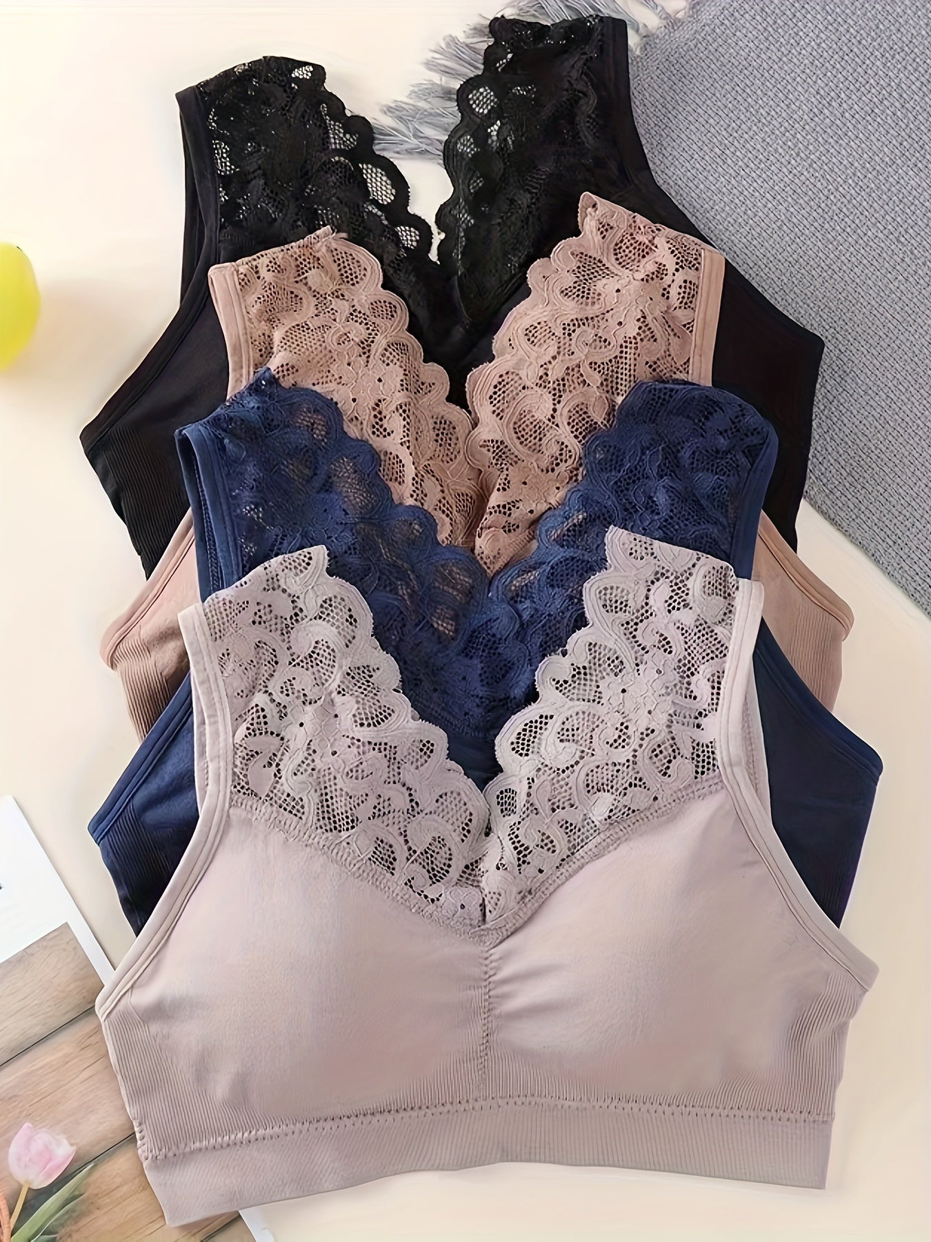 4pcs Wireless Lace Bras Scallop Trim Lingerie