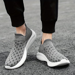Men's Slip on Sneakers Athletic Shoes Lightweight Breathable Walking Shoes