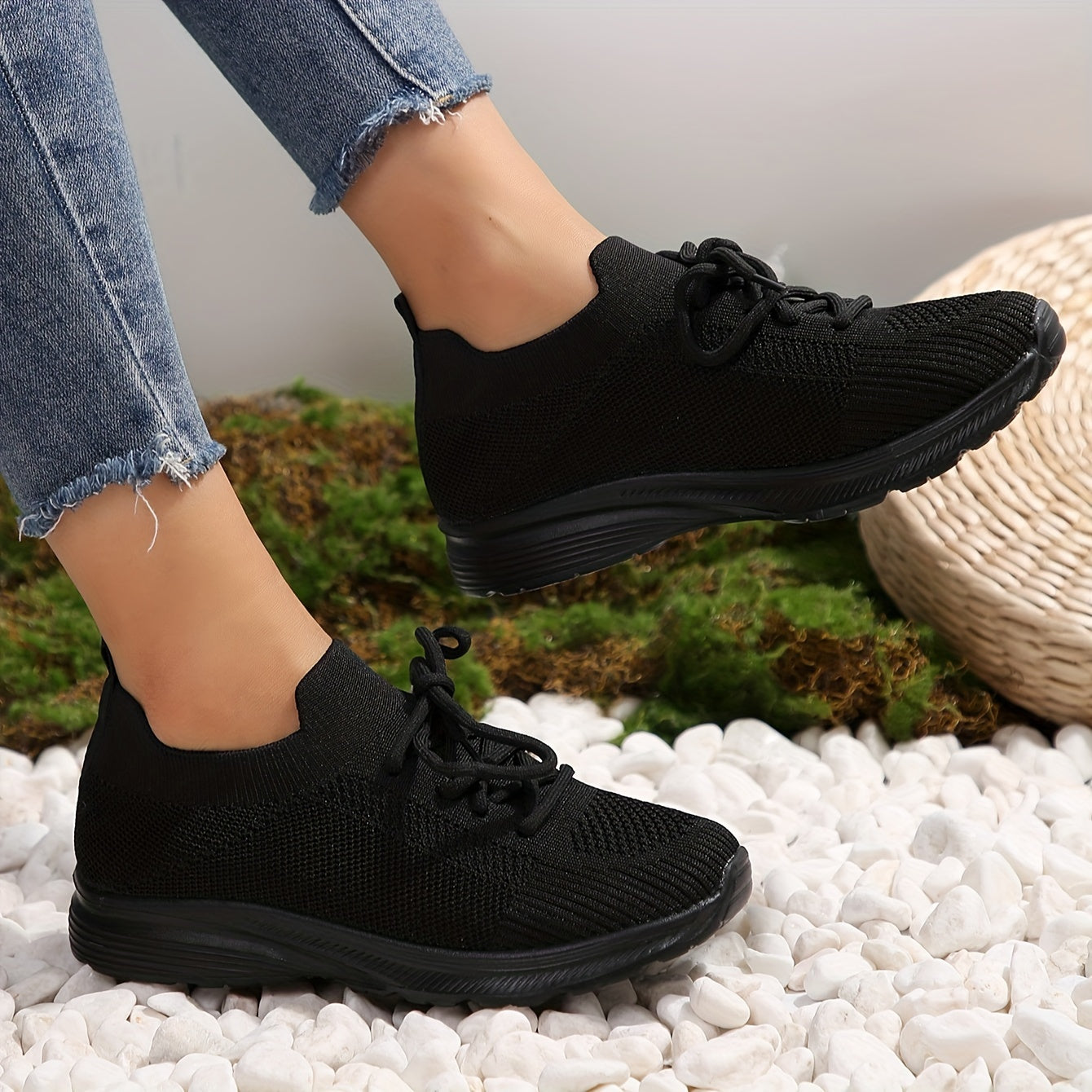 Women's Comfortable Road Running Shoes Breathable Mesh Soft Sole Lightweight