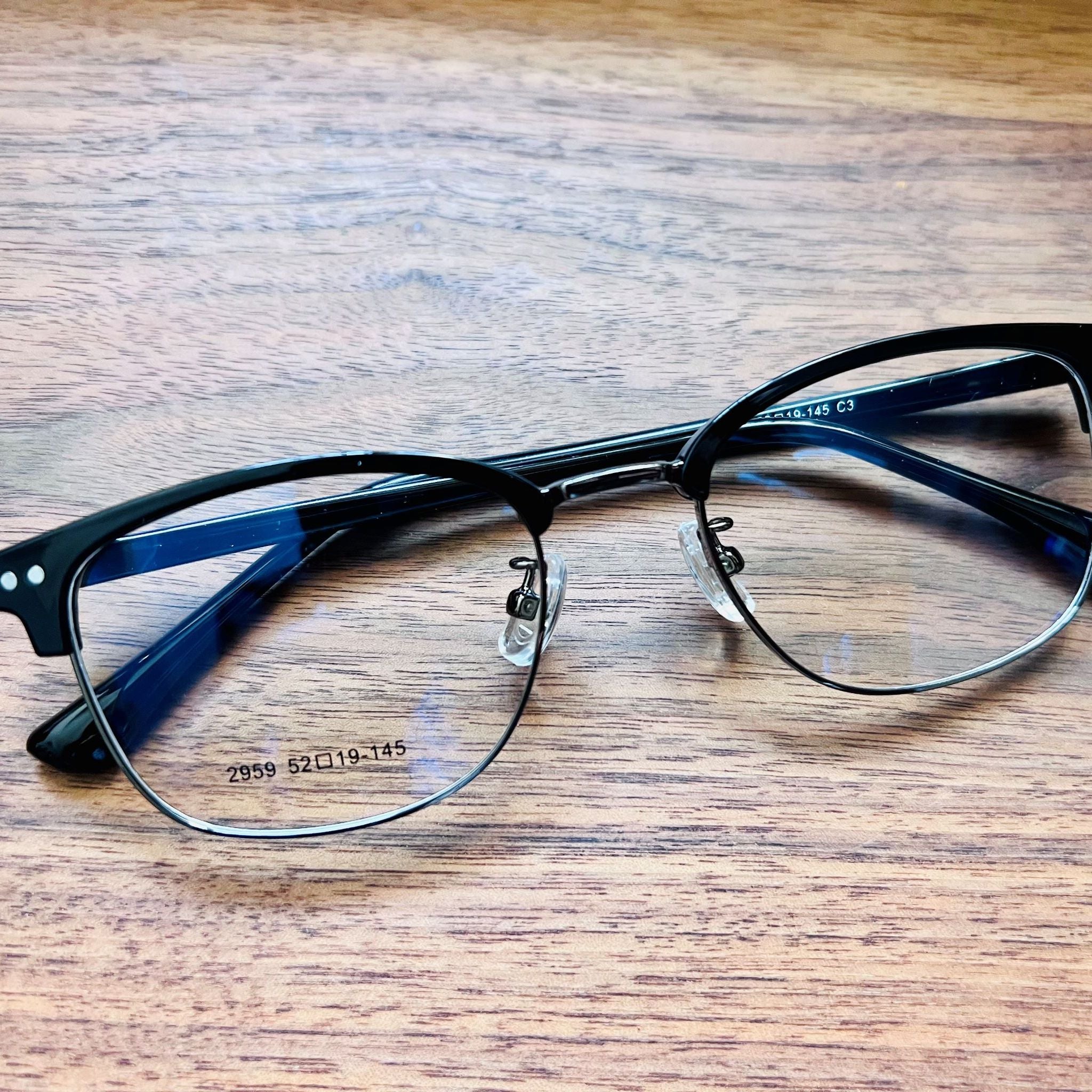 Minimalist Glossy Half frame Glasses