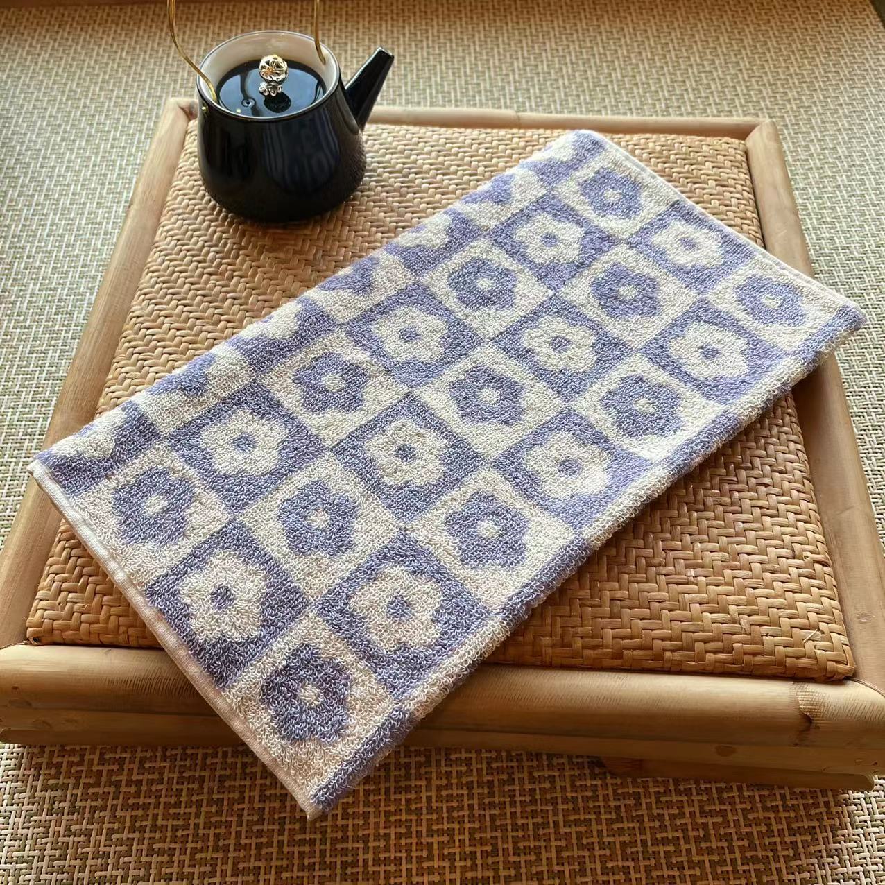 Flower Pattern Hand Towel Coral Fleece Soft Skin-friendly Face Towel